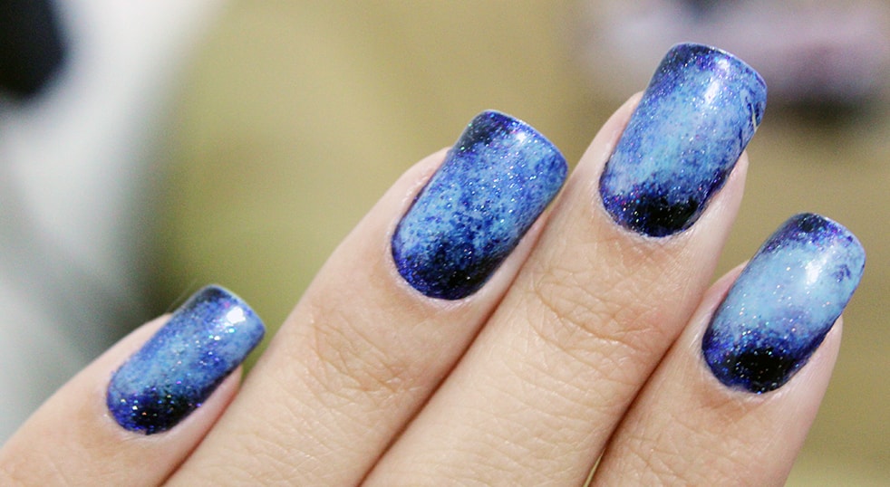 Exploring the Artistry of Gradient Nails”